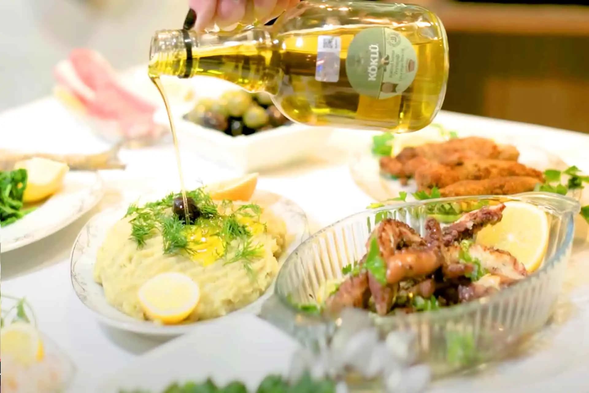 KÖKLÜ ZEYTİNCİLİK kapak görseli