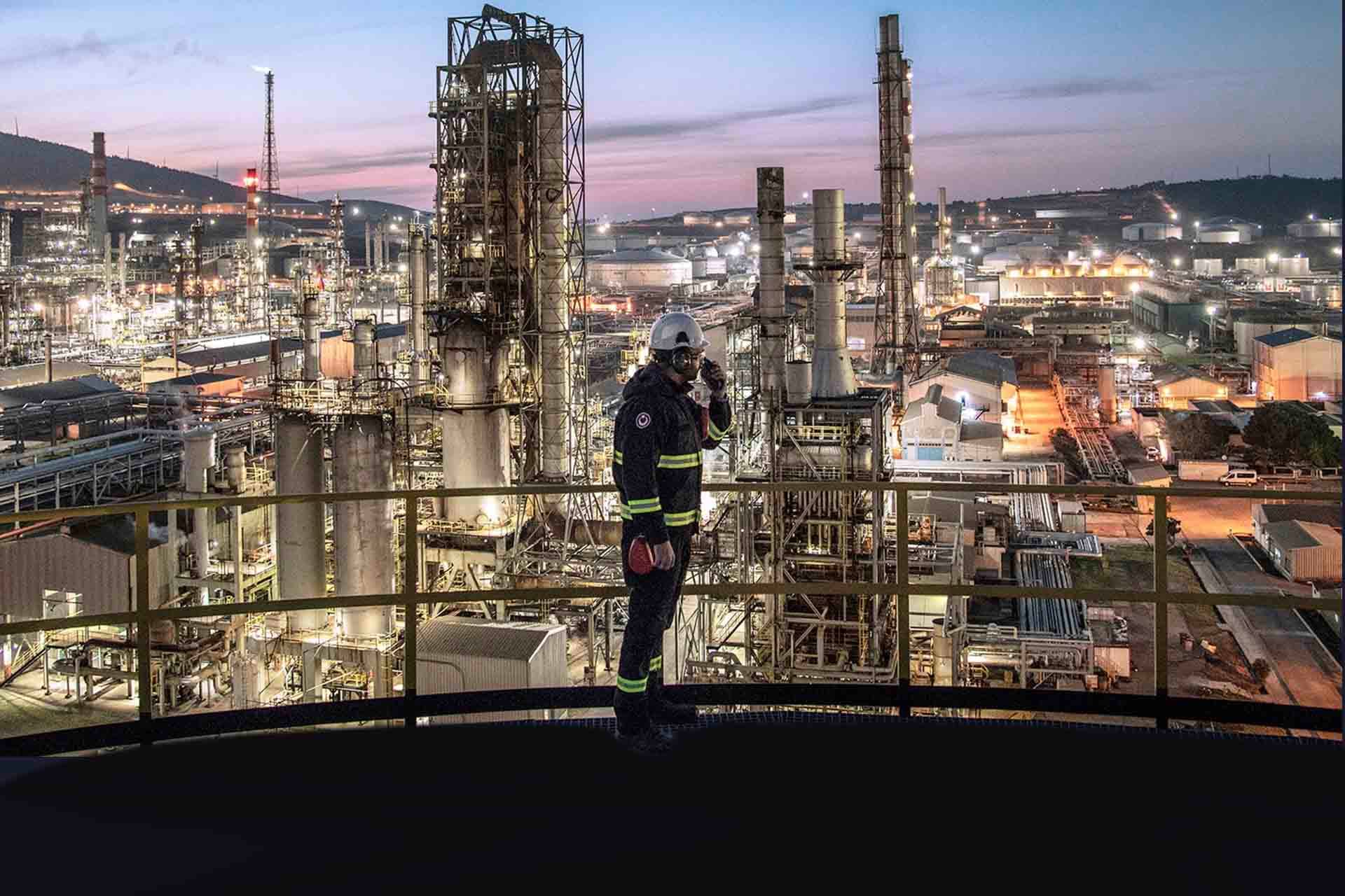 TÜPRAŞ İZMİR RAFİNERİSİ kapak görseli