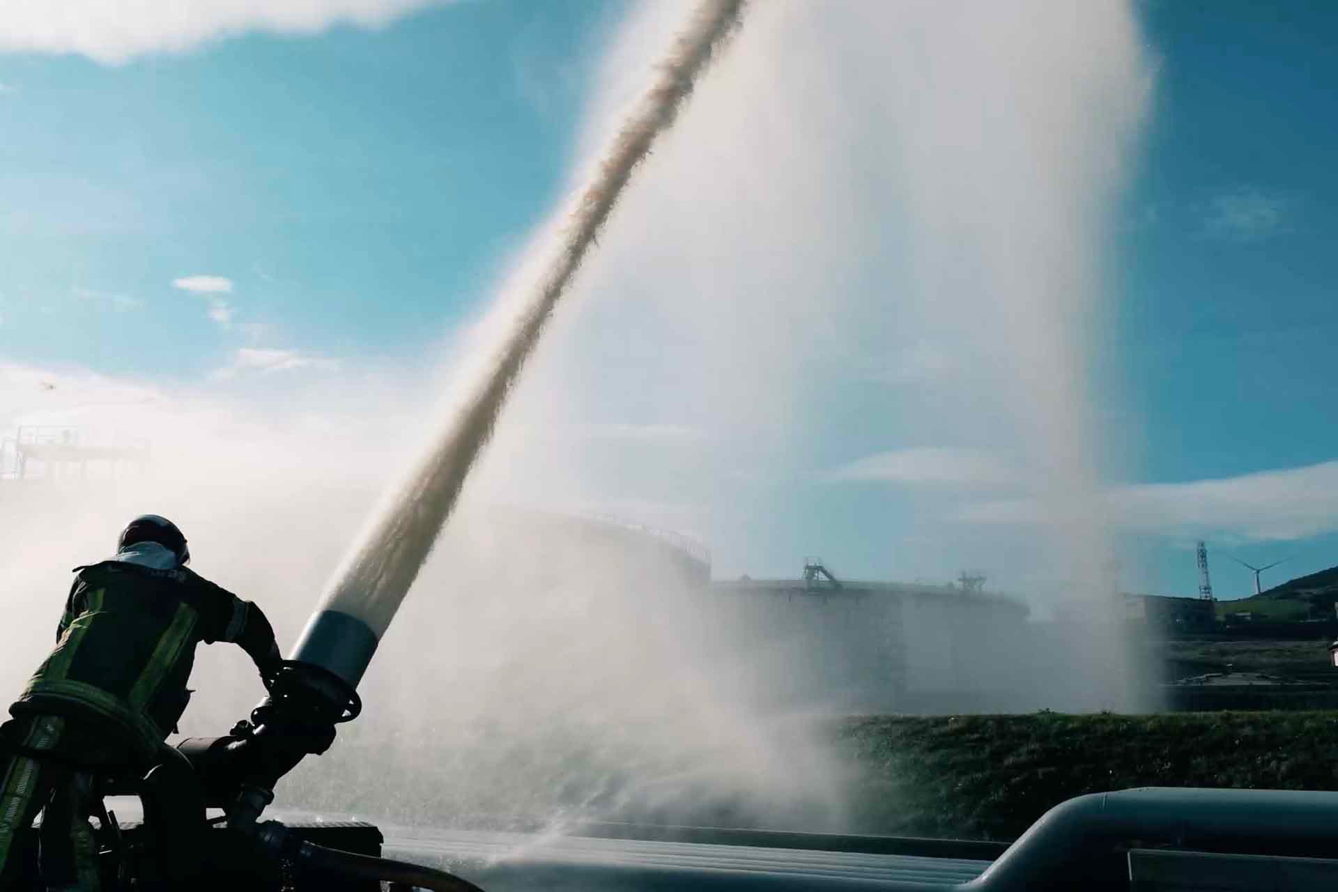 YÜKSEK SEVİYE TATBİKATI kapak görseli